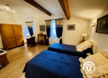 Suite with double bed in the chambre d'hôte le Havre, for rent at Château Borie Neuve near Carcassonne